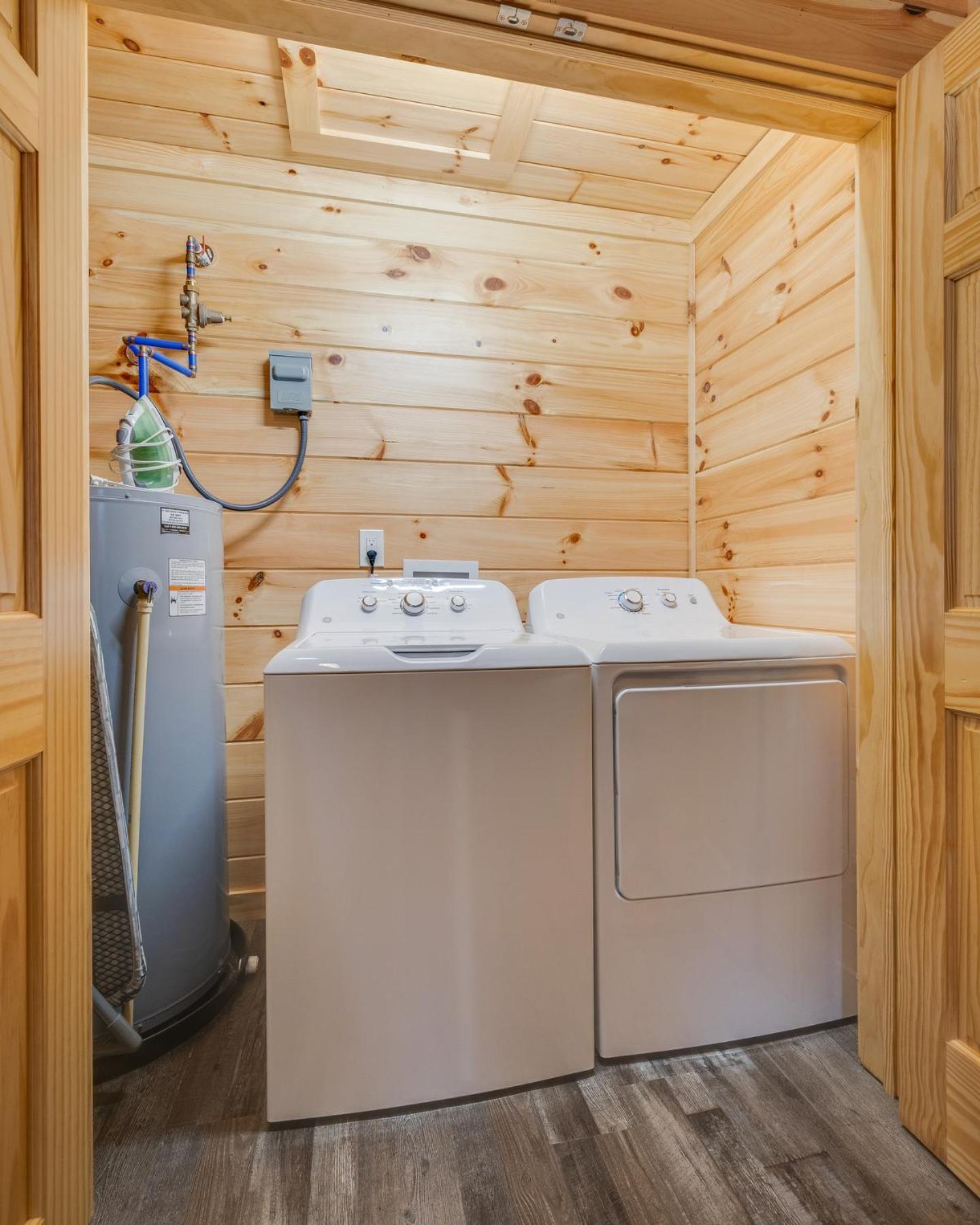 Bear Clubhouse Hot Tub, 1Mile From The Parkway, 900 In Free Tickets! Villa Pigeon Forge Dış mekan fotoğraf