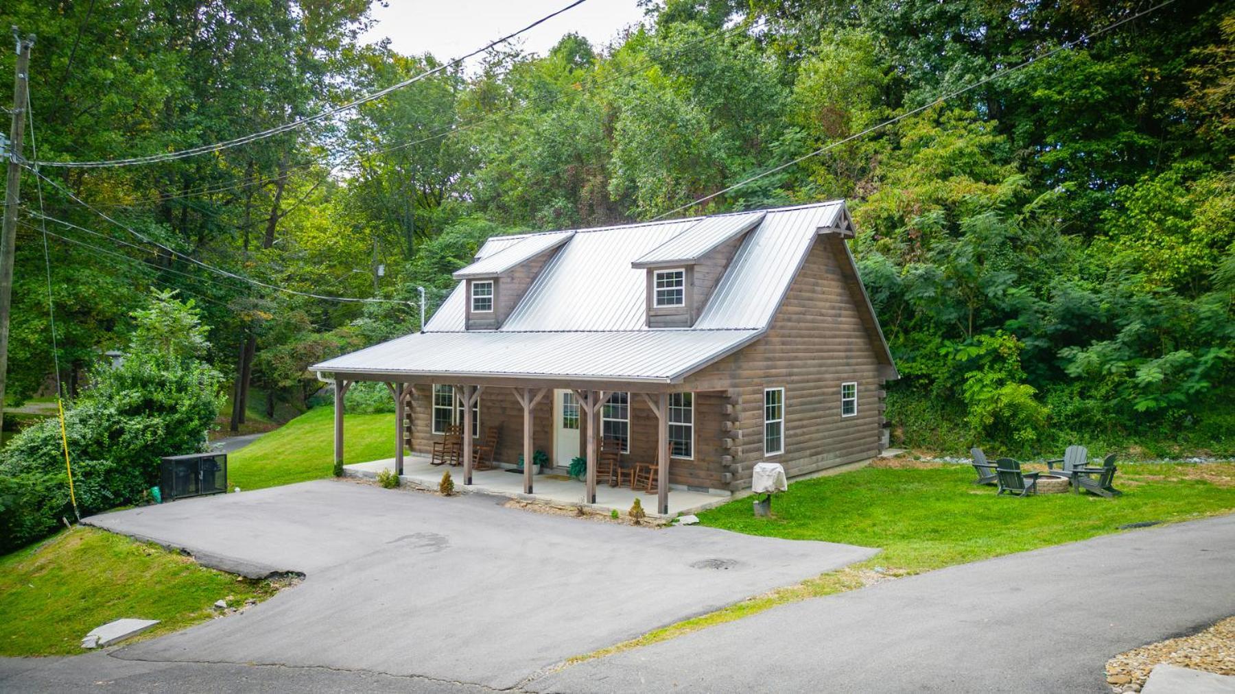 Bear Clubhouse Hot Tub, 1Mile From The Parkway, 900 In Free Tickets! Villa Pigeon Forge Dış mekan fotoğraf
