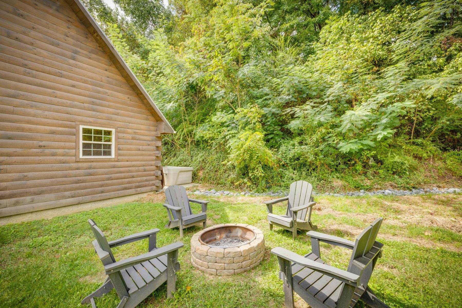 Bear Clubhouse Hot Tub, 1Mile From The Parkway, 900 In Free Tickets! Villa Pigeon Forge Dış mekan fotoğraf