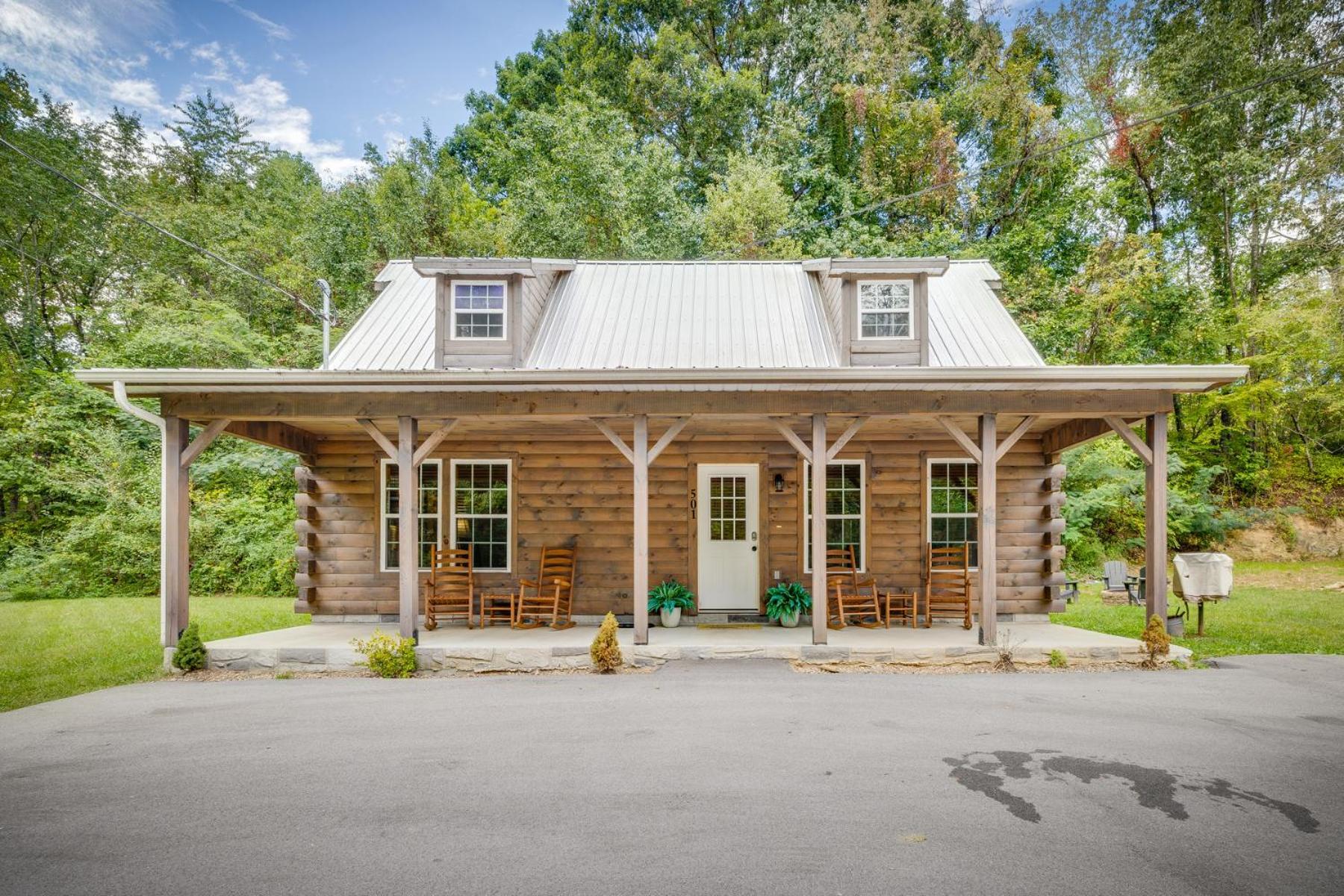 Bear Clubhouse Hot Tub, 1Mile From The Parkway, 900 In Free Tickets! Villa Pigeon Forge Dış mekan fotoğraf